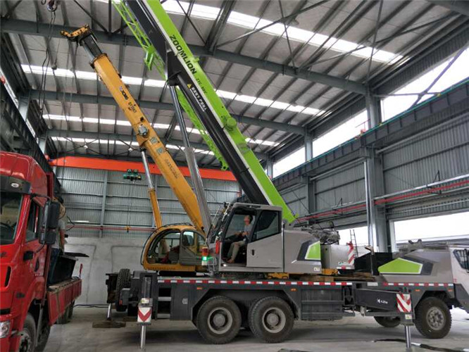 淄川区高空车出租需要注意哪些安全事项？