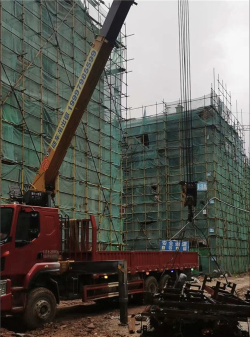 淄川区“慢工细活”—— 吊车的 “微动控制” 技术